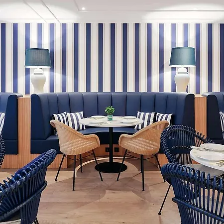 Seetelhotel Pommerscher Hof Otel