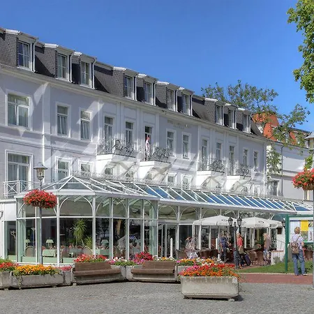 Otel Seetelhotel Pommerscher Hof