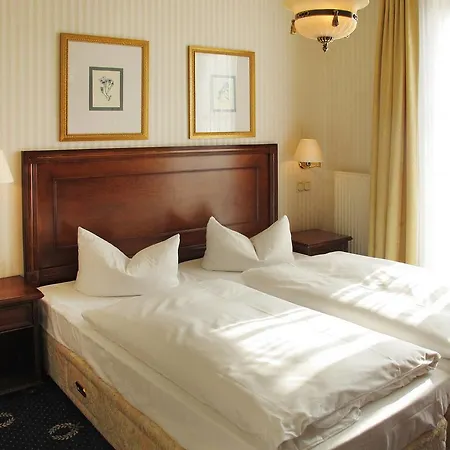 Otel Seetelhotel Pommerscher Hof Heringsdorf