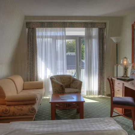 Otel Seetelhotel Pommerscher Hof Heringsdorf