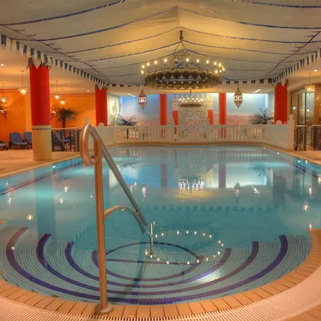 Otel Seetelhotel Pommerscher Hof 4*