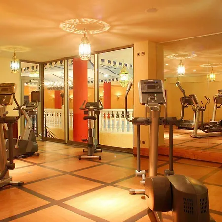 Hotell Seetelhotel Pommerscher Hof Wellnesshotel Im Herzen Der Kaiserbaeder Mit Direktem Zugang Zur Wellnessoase Shehrazade 4*