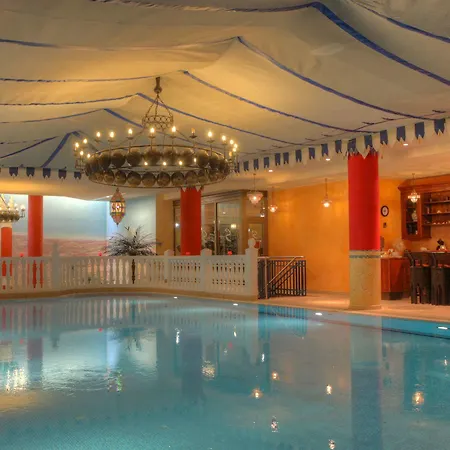 Otel Seetelhotel Pommerscher Hof 4*